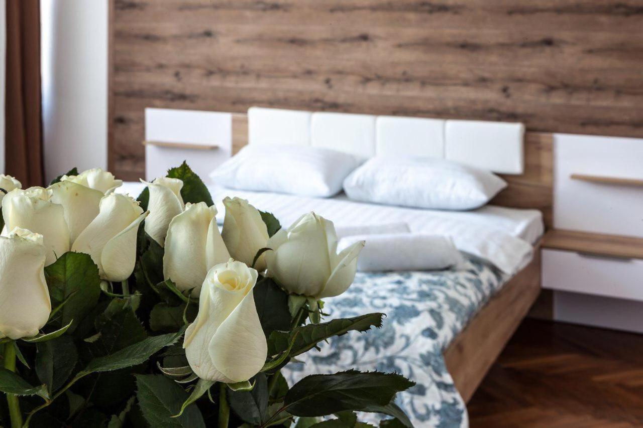 Apartament On Kulisha Street Λβιβ Εξωτερικό φωτογραφία